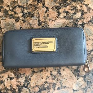 Marc by Marc Jacobs leather wallet in Stylish Gray
